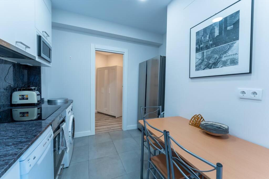 Valdecilla Center Apartment Santander Exterior foto